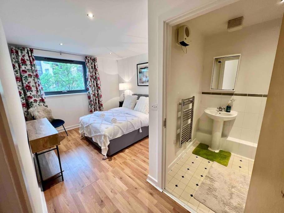 Brownberry Tree Serviced Apartment CBG Esterno foto