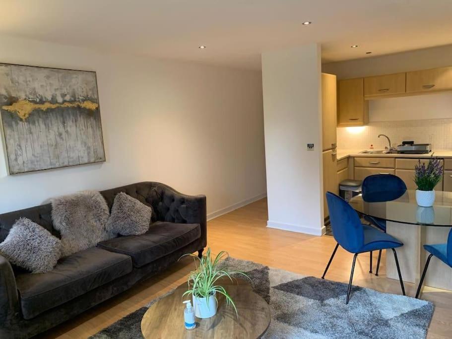 Brownberry Tree Serviced Apartment CBG Esterno foto